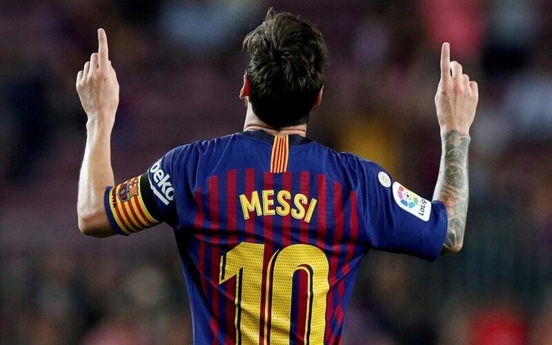 Lionel Messi trong màu áo Barcelona